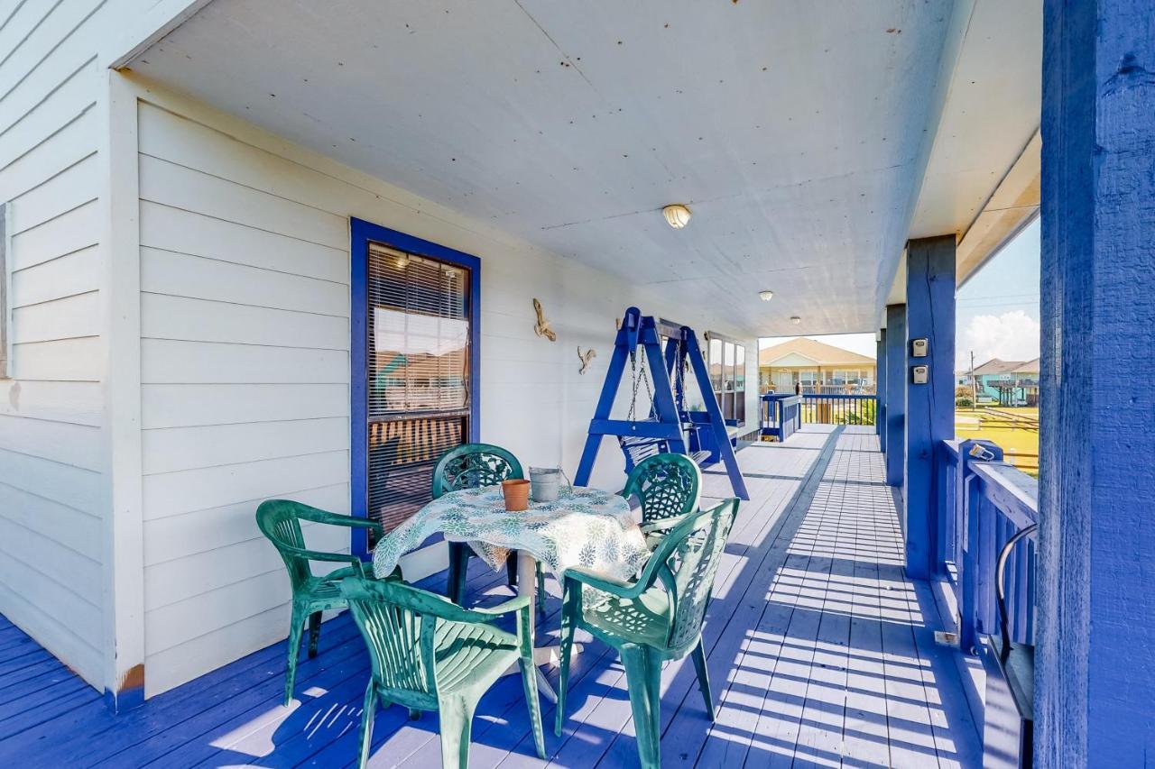Coronado'S Getaway Crystal Beach Exterior photo